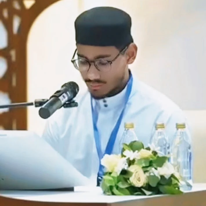 Hafiz Jabirul Hoque reciting at a Qur’an competition